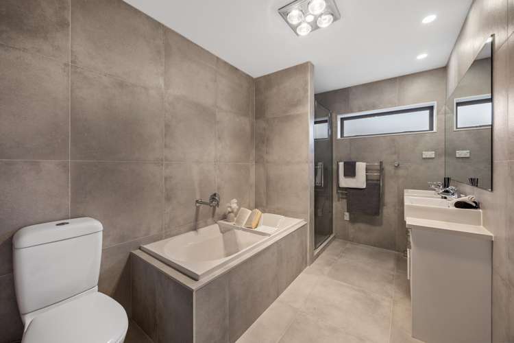 40C Chippendale Crescent Birkdale_13