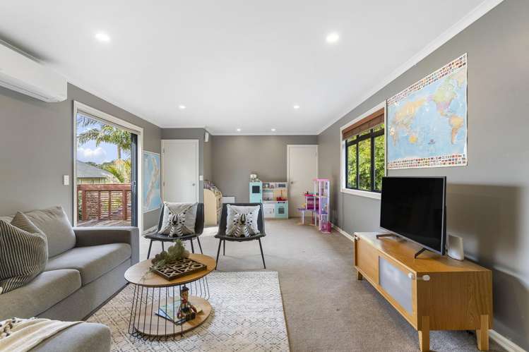 11 Churchouse Road Greenhithe_23