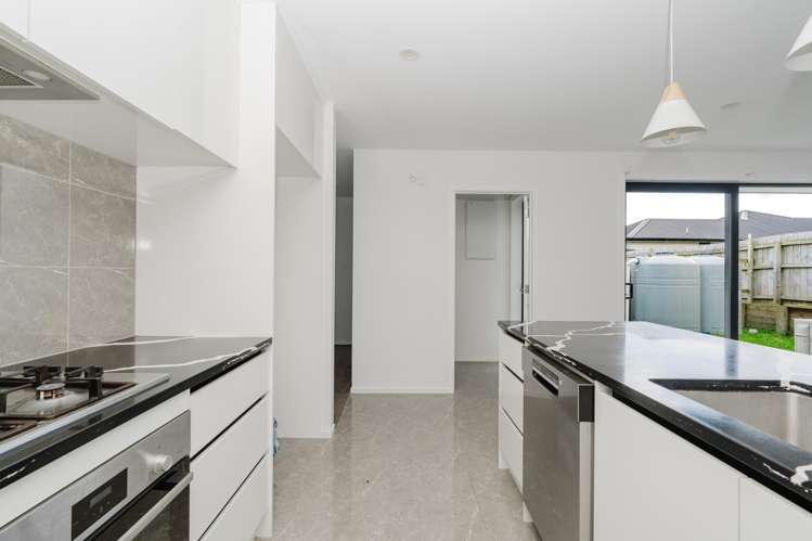1/47 Cabourne Drive_3