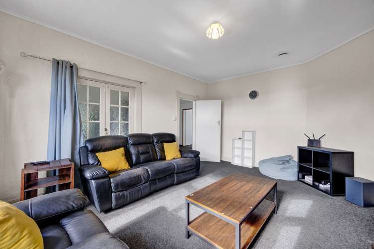 13 Collins Street Hawera_8