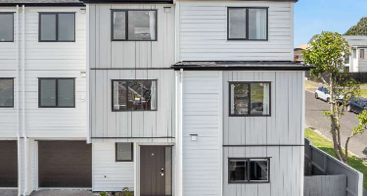 7 Waite Avenue_0