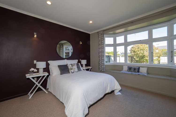 8 Alford Forest Road Allenton_11