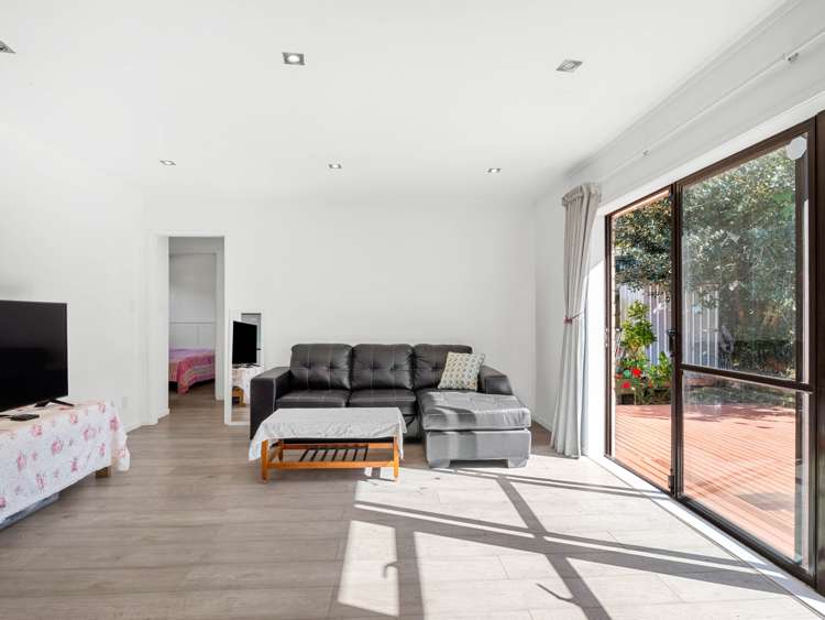 1/26 Okareka Place Pakuranga Heights_6