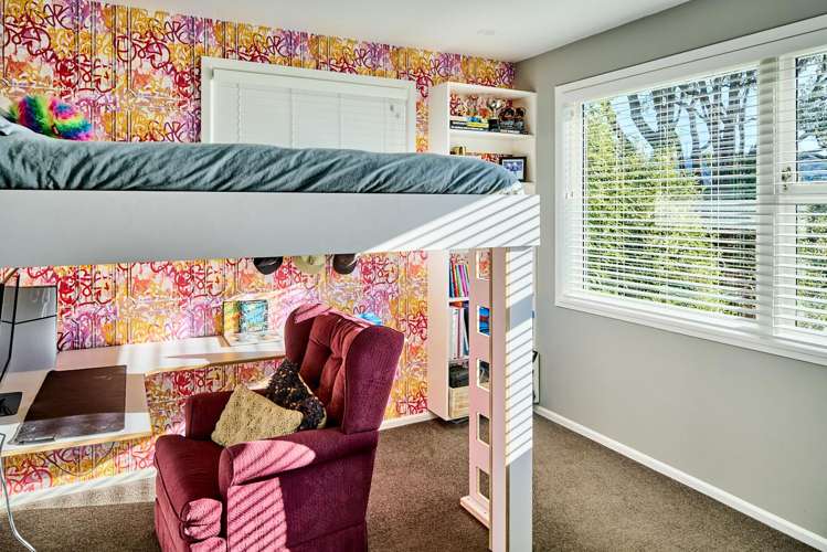 8 Beazley Avenue Paparangi_19