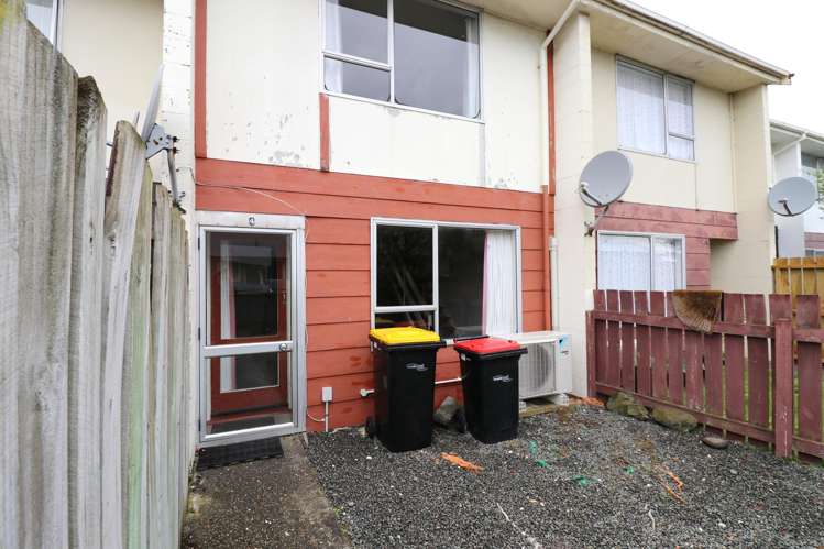 4/214 Crinan Street_0