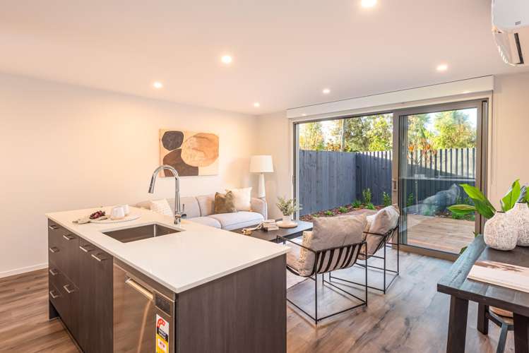 5/6 Strauss Place Somerfield_8