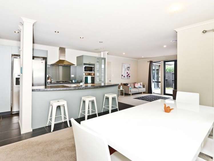 33 Winchester Place Rototuna North_2