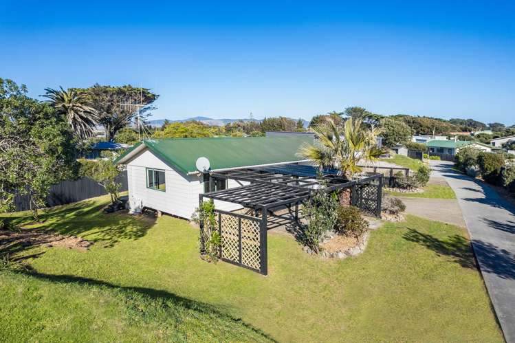 16b Karaka Street Otaki Beach_6