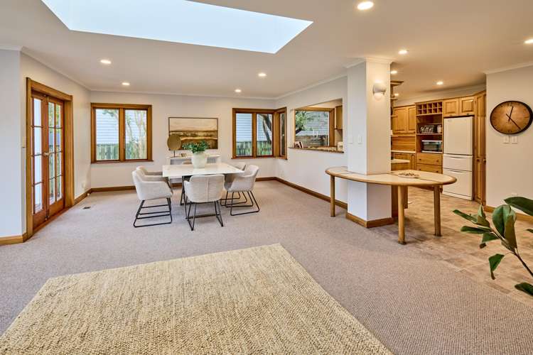 10 Totara Crescent Woburn_11