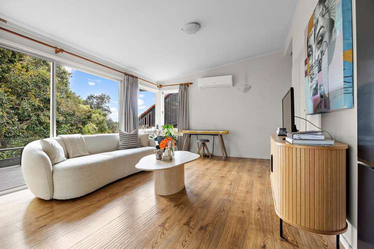 2/64 Exmouth Road_0