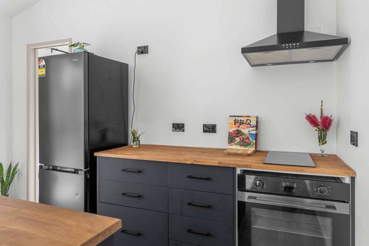 F5/71 Moir Street_0