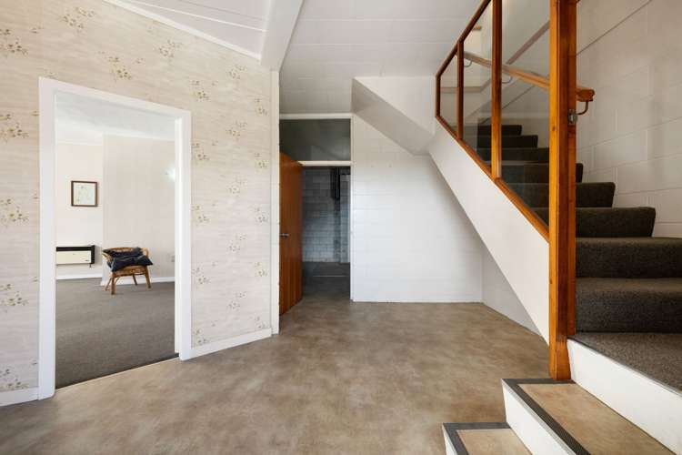 13 Russleigh Drive Dinsdale_2