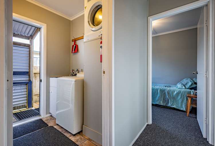 17c Millar Street National Park_17