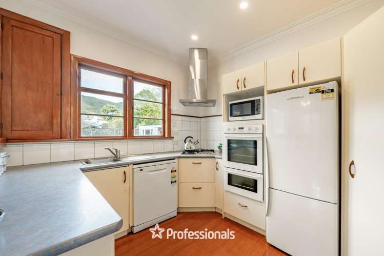 226 Waiwhetu Road Waterloo_12