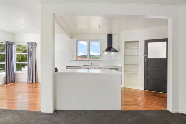 4 Russell Crescent Western Heights_4