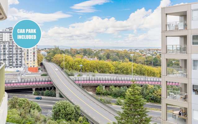 9b/31 Day Street – 1 bedroom, 1 bathroom with a car park