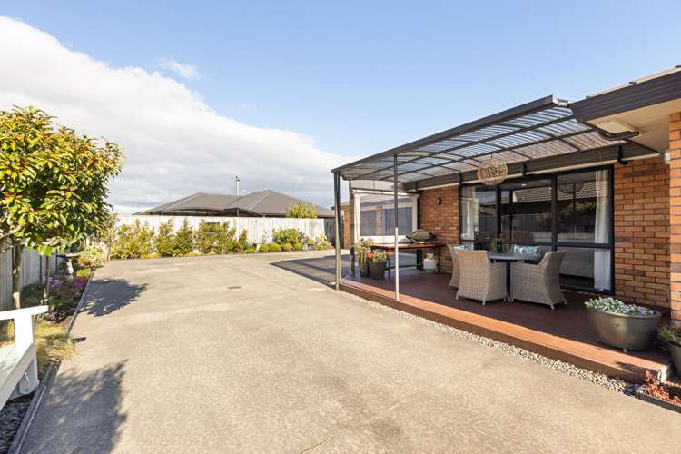 6 Liberty Grove Kelvin Grove_19