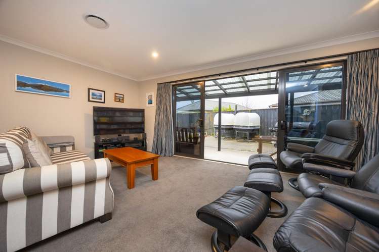77 Meridian Grove Kelvin Grove_5