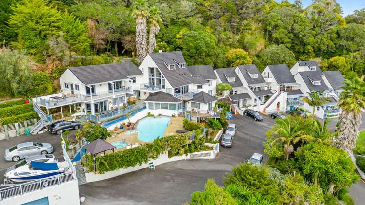 2C Weranui Road Waiwera_30