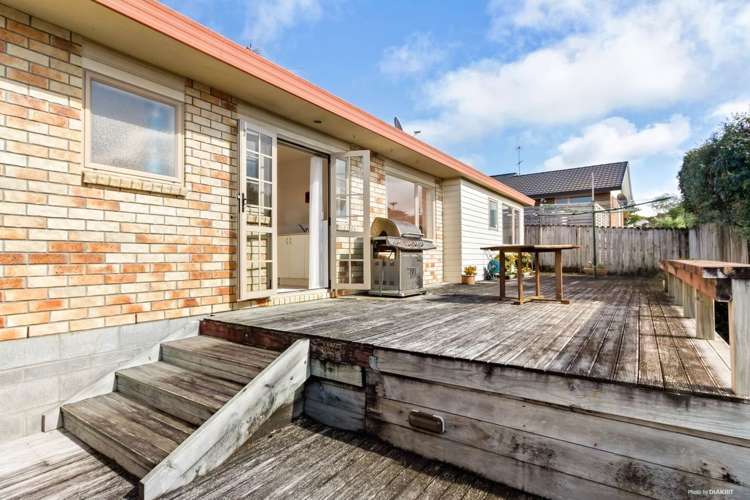 3 Plumstead Rise Glen Eden_11