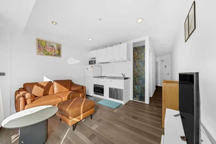 111/430 Queen Street_3