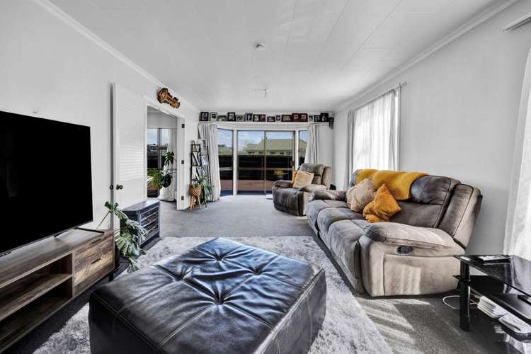 70 Camberwell Road Hawera_5