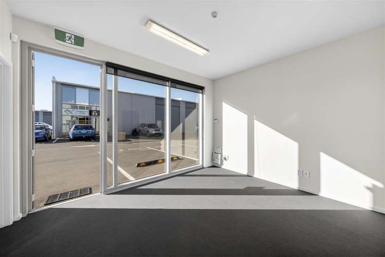 23/2 William Lewis Drive Sockburn_3