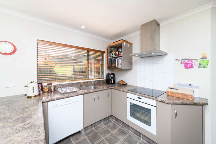 62 Fraser Drive Feilding_23