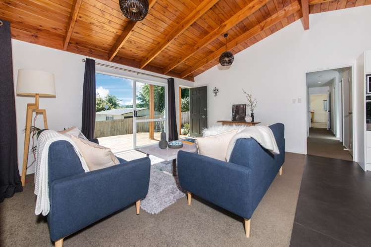 6a Quiet Street Te Atatu South_5