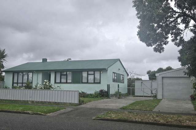 Charming 3-Bedroom Home in Highbury