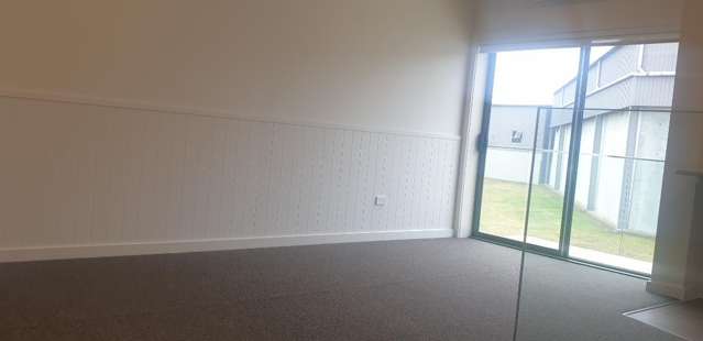 4b De Havilland Way 11229_4