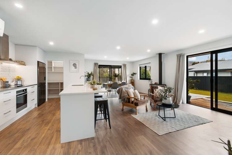 69 Wallis Drive Cromwell_5