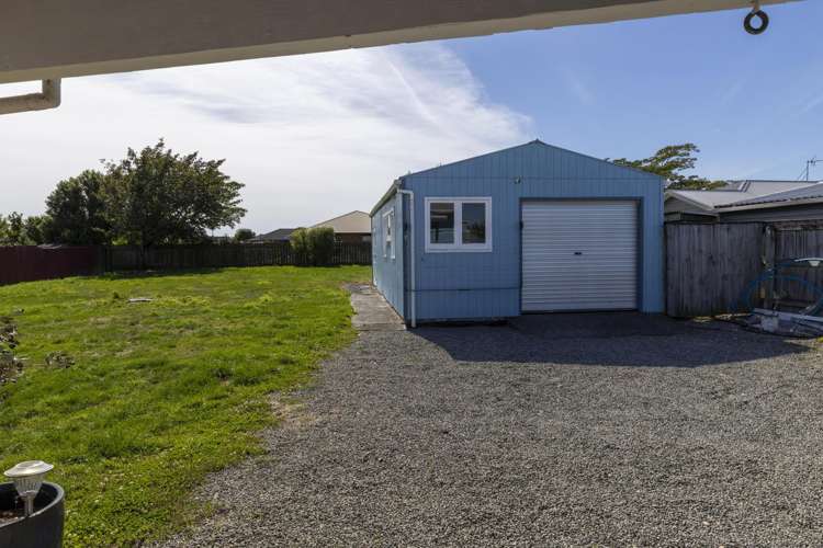 4 Charles Street Carterton_14