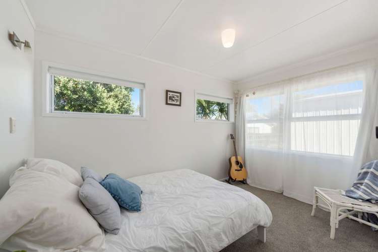 296 Range Road Papamoa_13