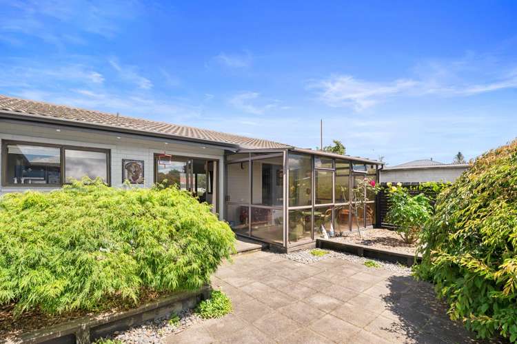49a Robertson Street Glenholme_13