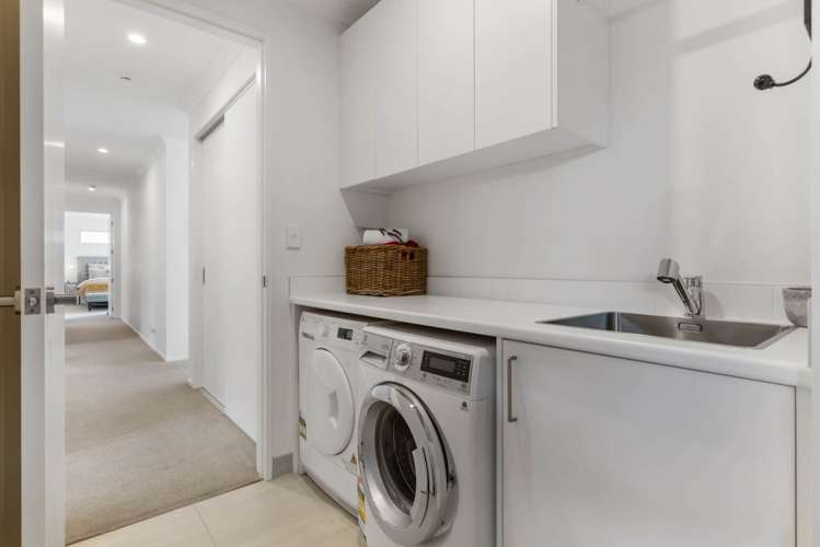 17 Lydiard Place Beachlands_25