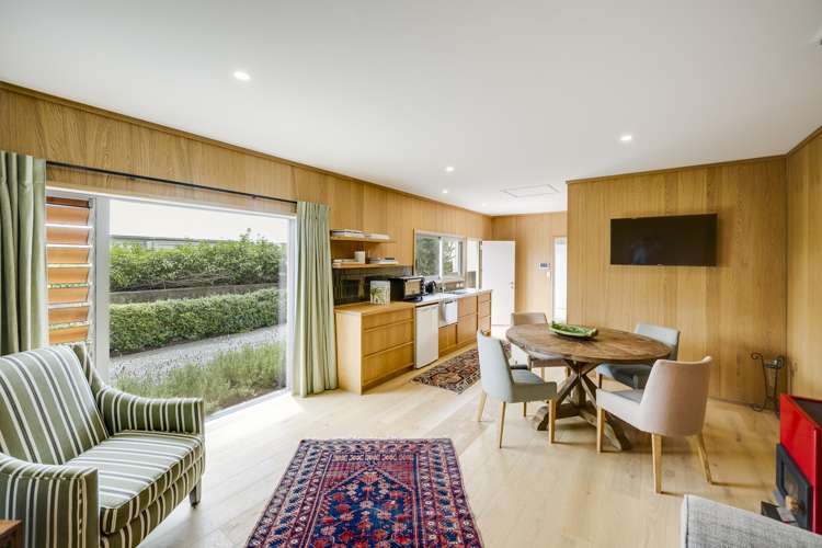 77 Black Barn Road Havelock North_21