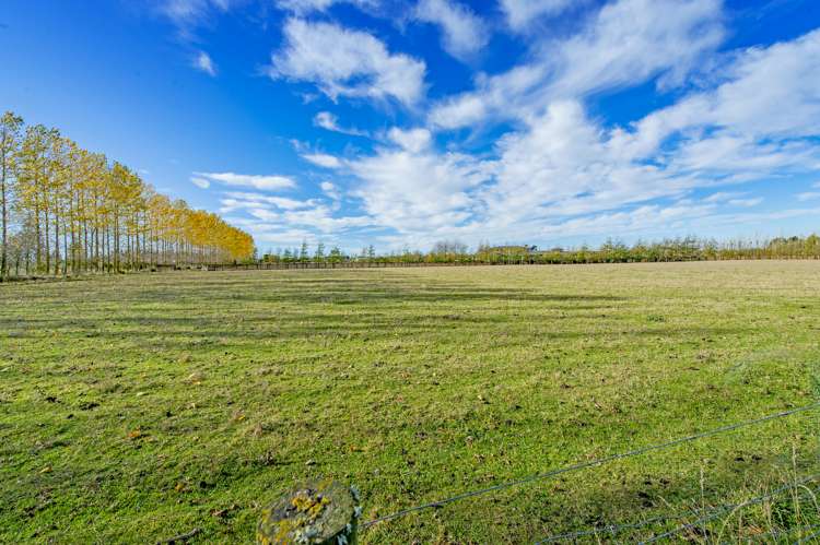 1646 Clintons Road Darfield_17