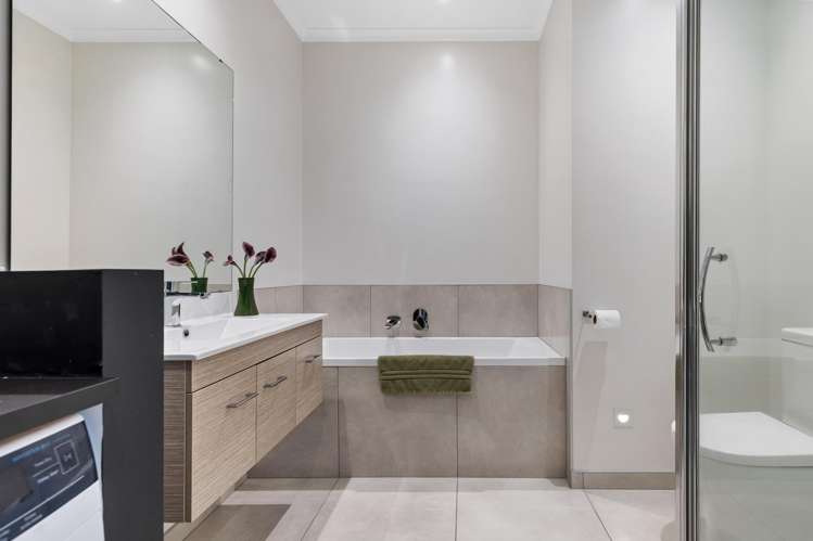 2/110 Hobsonville Point Road Hobsonville Point_12