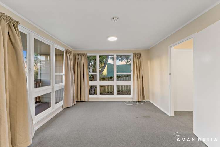 20 Grandison Crescent New Lynn_12