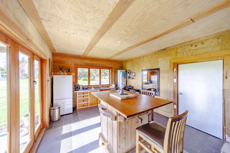 248 Racecourse Road Hawkes Bay_12