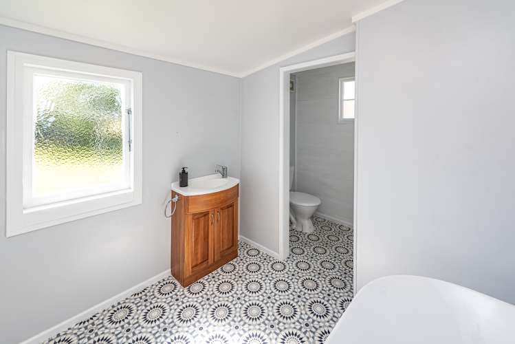 24 Plymouth Street Wanganui Central_15