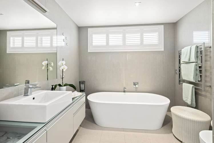 140 Omaha Drive Omaha_16