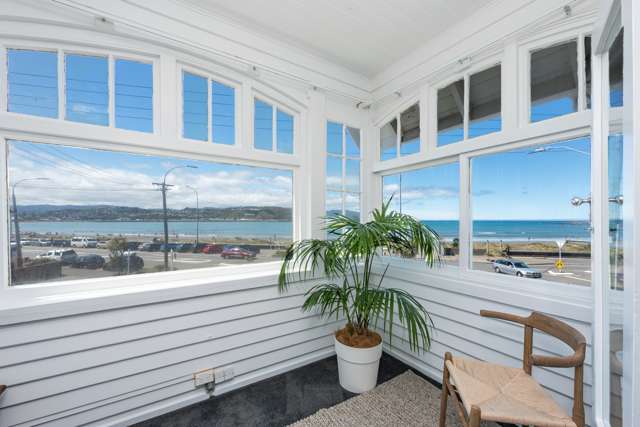 212 Queens Drive Lyall Bay_1