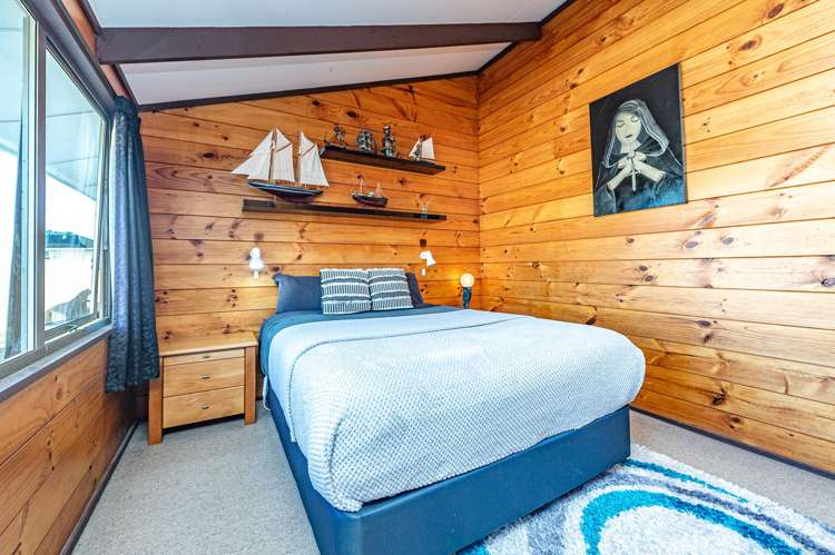 15 Banks Place Tawhero_18