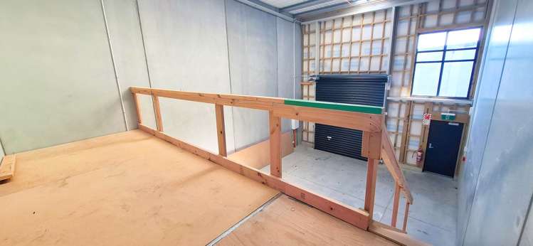 Unit 63/36 Peters Way Silverdale_3