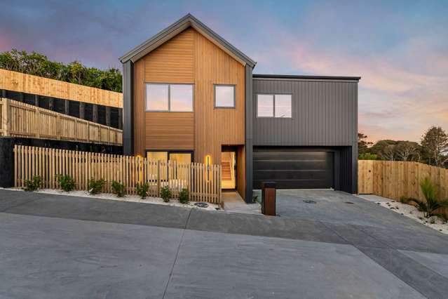 602 sqm Site with Bush Views