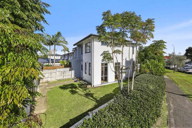 105/2 Armoy Drive East Tamaki_1