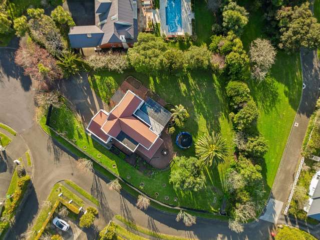 16 Almond Grove Greenhithe_1