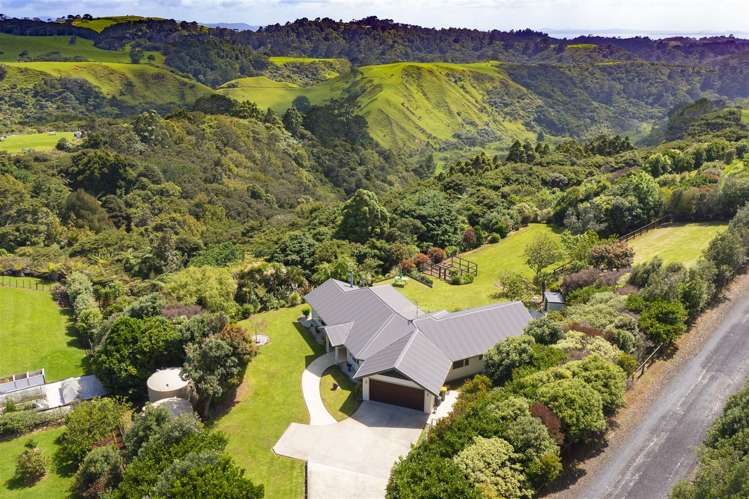 402F Awhitu Central Road_0